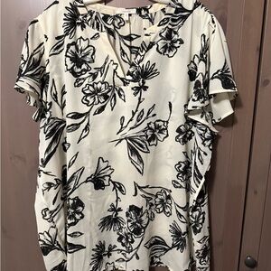 Maurices Black and Cream Floral Blouse